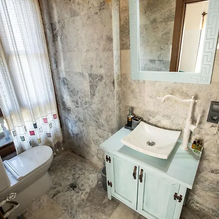 Ikiz Konaklar Selçuk