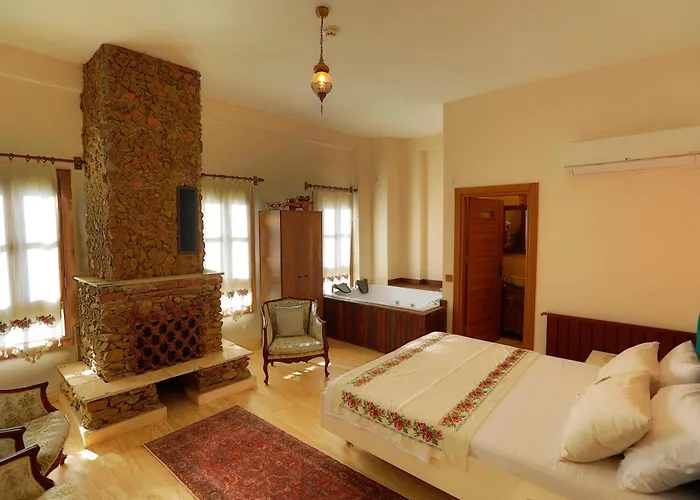 Ikiz Konaklar Szálloda 5*