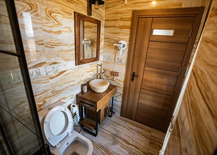 Ikiz Konaklar Selçuk