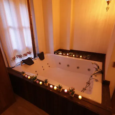 Ikiz Konaklar Szálloda